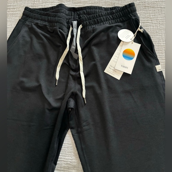 Vuori Halo Performance Jogger Size L - Picture 5 of 5